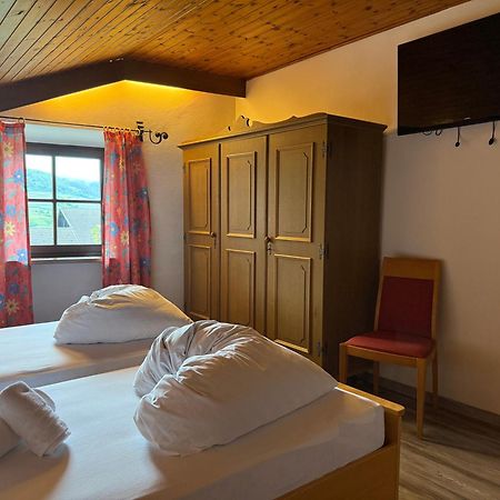 Gasthof Goldenes Lamm Vahrn Dış mekan fotoğraf