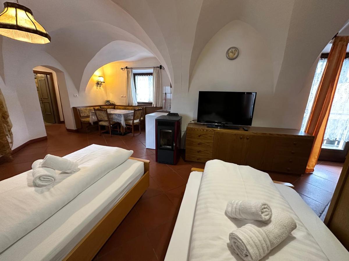 Gasthof Goldenes Lamm Vahrn Dış mekan fotoğraf