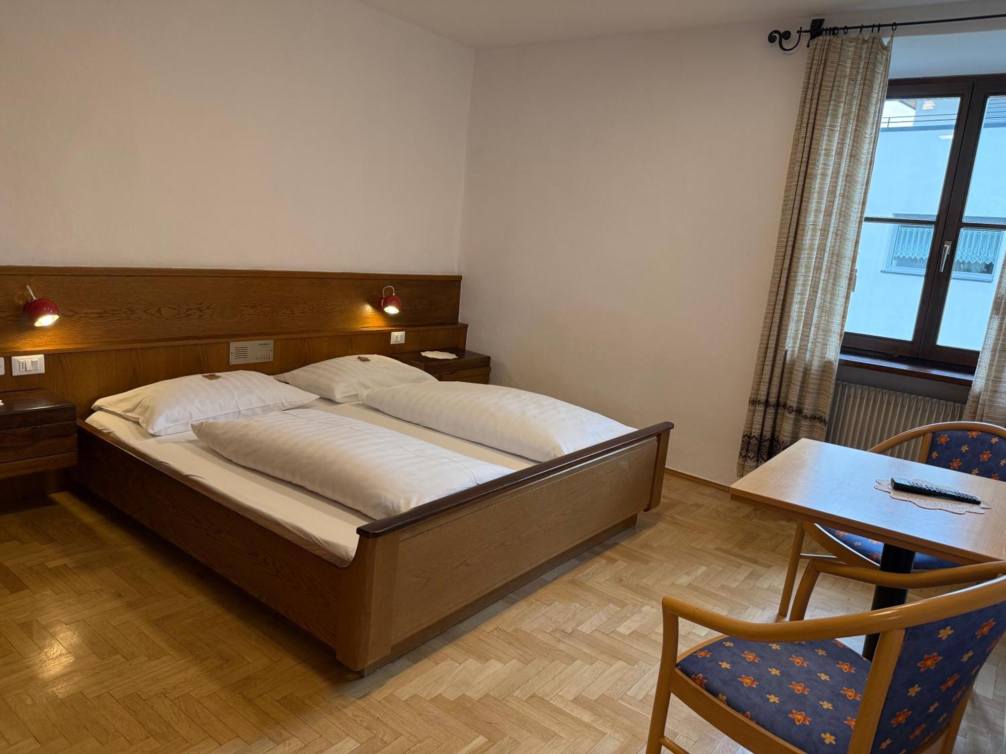 Gasthof Goldenes Lamm Vahrn Oda fotoğraf