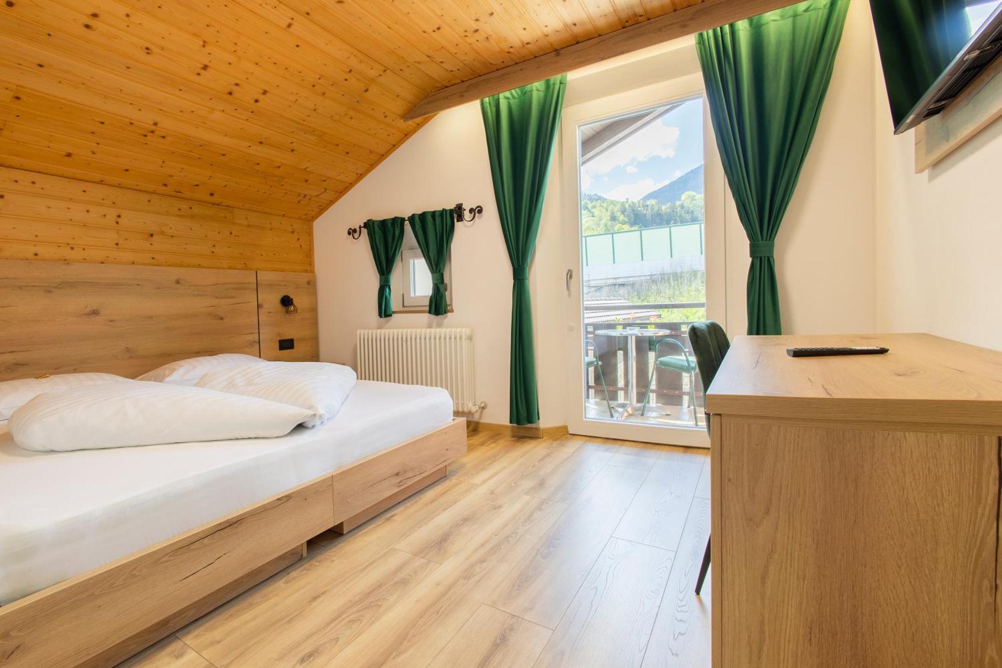 Gasthof Goldenes Lamm Vahrn Dış mekan fotoğraf